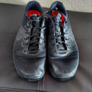 Used Nike Metcon 4 size 9.5